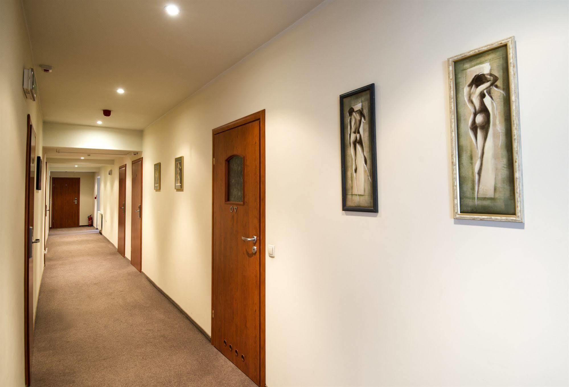 H31 Aparthotel Poznań Kültér fotó