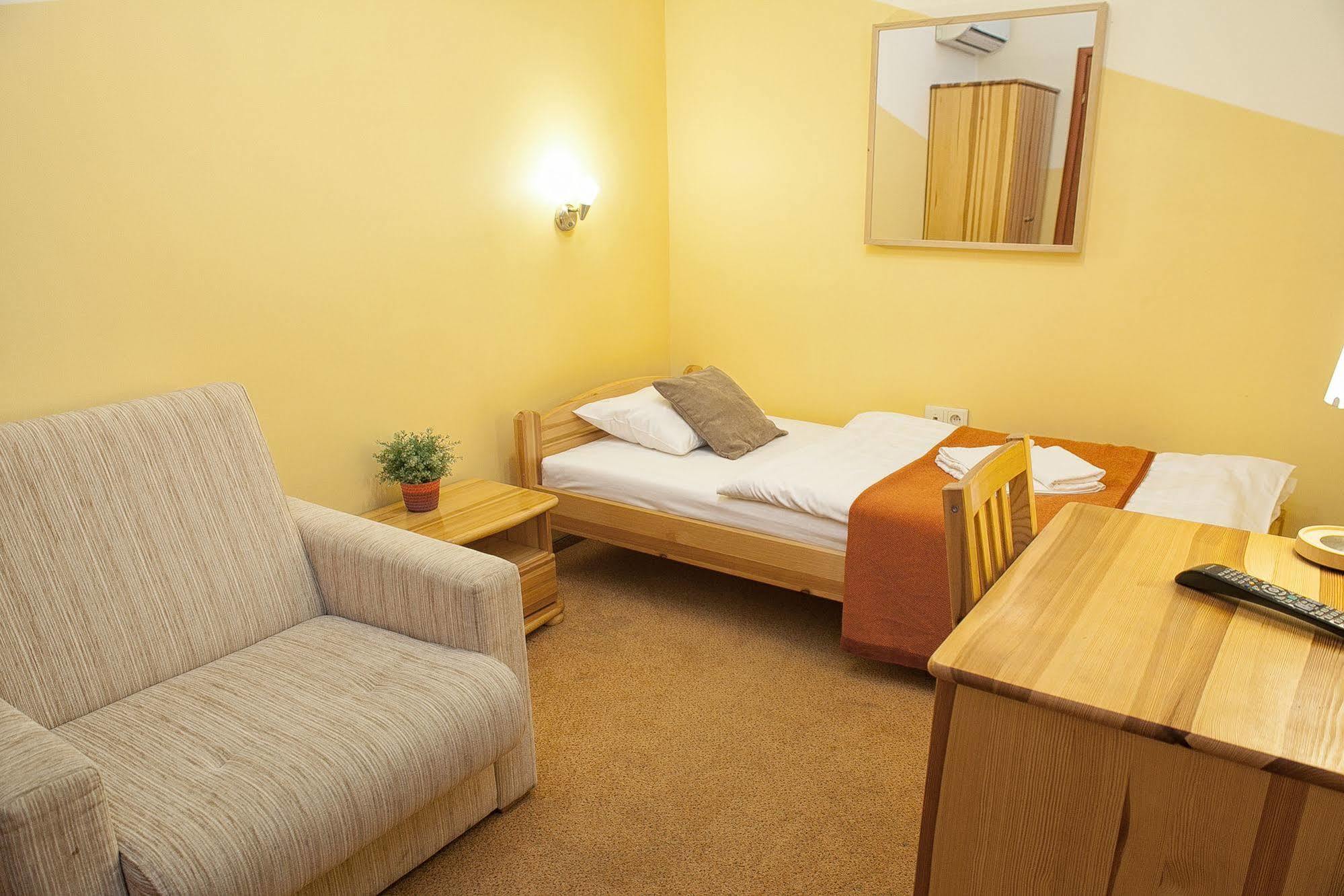 H31 Aparthotel Poznań Kültér fotó
