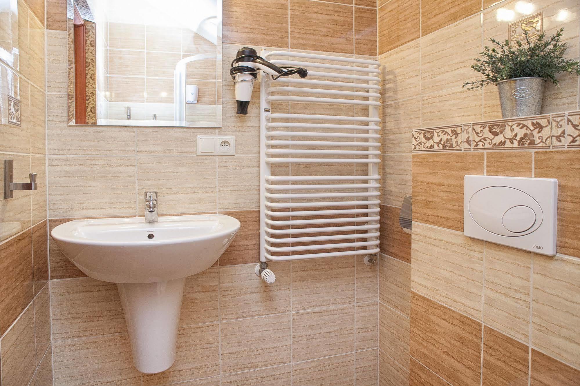 H31 Aparthotel Poznań Kültér fotó